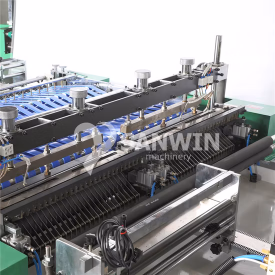 Máquina de fazer saco de plástico biodegradável automática PP PE Polietileno Vedação lateral Máquina de fazer saco de correio Máquina de fazer saco de correio OPP Máquina de dobrar filme OPP